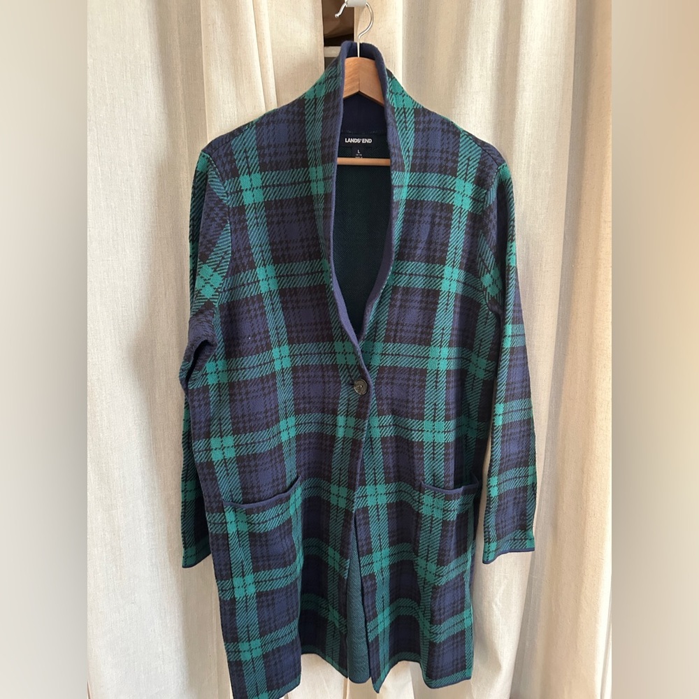 Lands End plaid tartan jacquard cardigan “coatigan” size Large